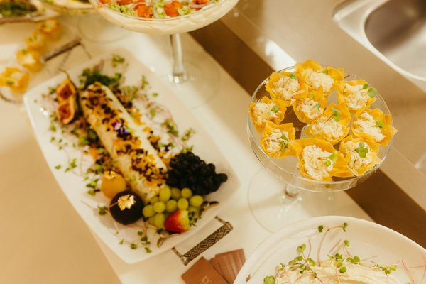 Explorez les Délices Culinaires Mondiaux : Les Recettes Internationales Indispensables à Goûter en 2024 !